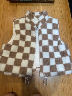 Wild Rose  Checkerboard Sherpa Vest - Cream & Brown